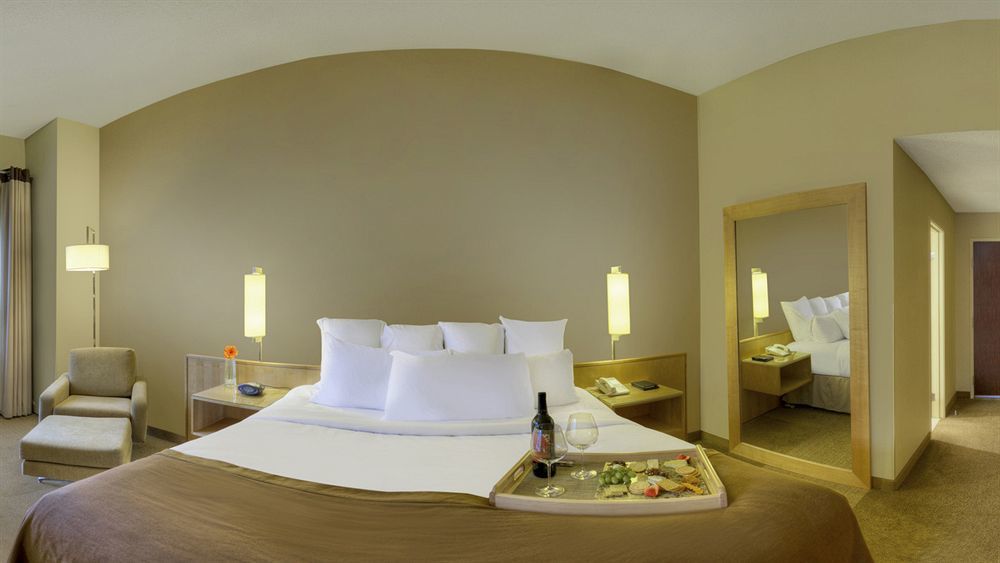 Saint Kate - The Arts Hotel Милуоки Экстерьер фото